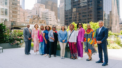 Group shot Jasmine in New York 1
