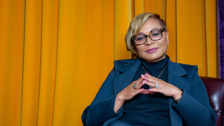 Bobbie Knight Landing