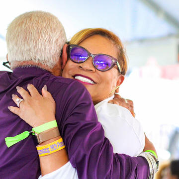 Name President Hug Staff 1