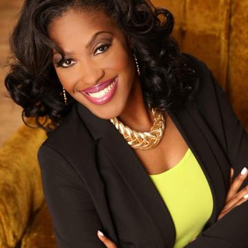 Dee Thomas